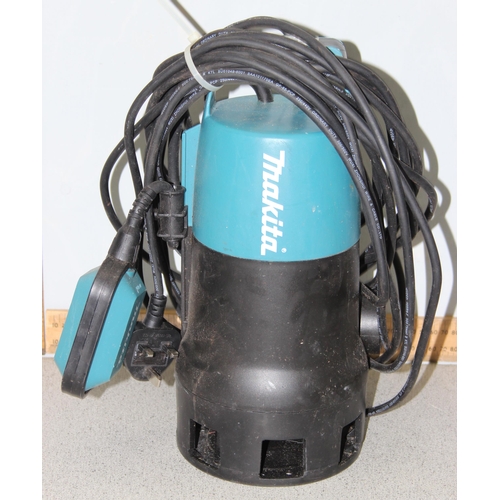 853 - Makita sump pump