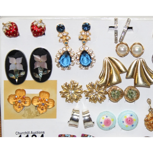 1134 - Display of approx 44 pairs of vintage and later clip on earrings