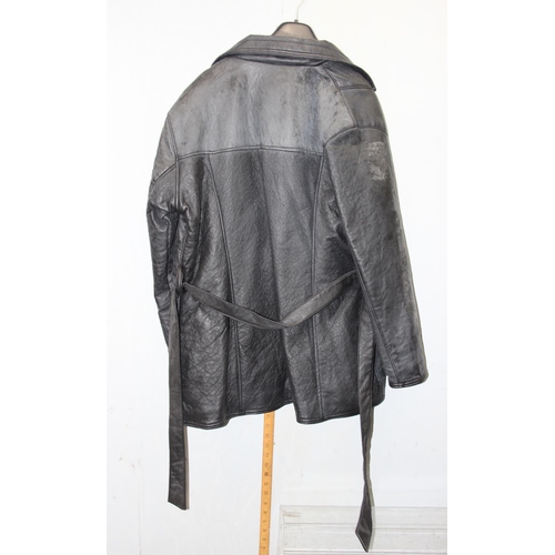 201 - VIP Moda of Italy leather jacket with tag and seemingly unworn size medium