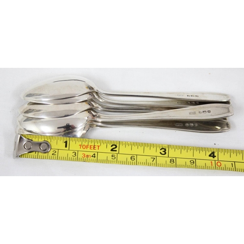 1015 - A boxed set of 6 silver spoons, Sheffield 1957 by Viners, approx 83.12g gross