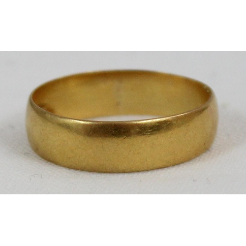 1100 - 22ct gold wedding band ring, Birmingham 1900, approx size P, approx 3.53g gross