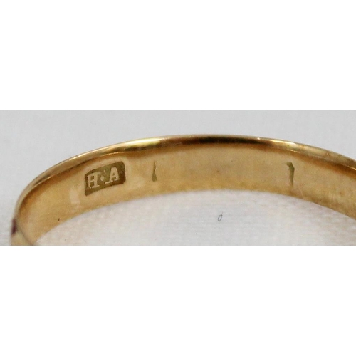 1101 - 18ct gold wedding band ring, marks rubbed but XRF tested 18ct, approx size L, approx 1.27g gross