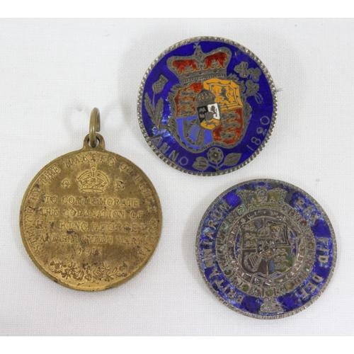 1204 - 2 enamelled and brooched silver half crown coins 1816 George III & 1820 George IV & a George V coron... 