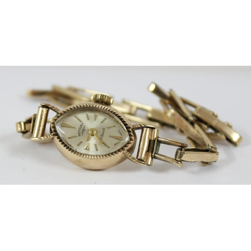 1307 - A 9ct gold cased ladies Rotary watch on rolled gold strap, case marked for London 1961, approx 9.83g... 