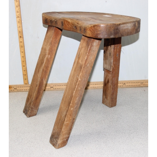 152 - A rustic 3 legged pine stool