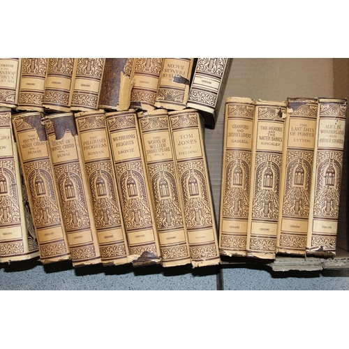 507 - 2 trays of Odhams Press classical novels