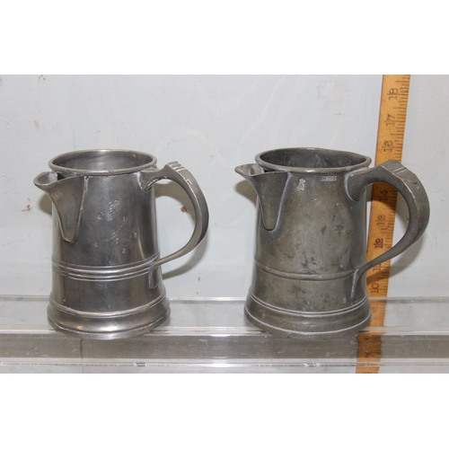 1046 - 13 assorted antique and later pewter tankards and jugs, mainly 19th century, various sizes and shape... 