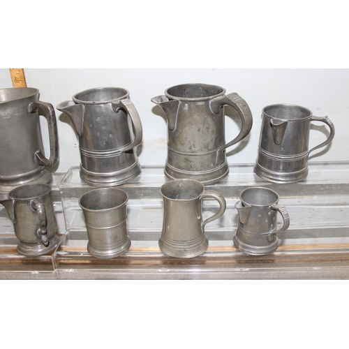 1046 - 13 assorted antique and later pewter tankards and jugs, mainly 19th century, various sizes and shape... 