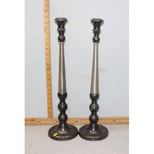 252 - Pottery lamp & shade of classical form & a pair of large metal candlesticks with brushed finish