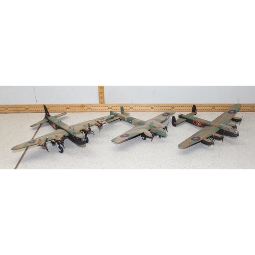 1519 - Three kit construction model WWII propeller military aircraft