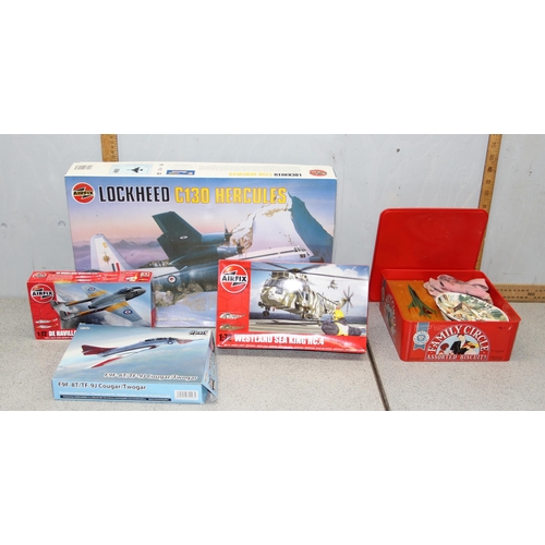 1543 - Qty of assorted Airfix models and other parts etc