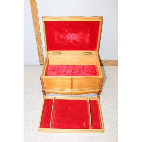 300 - Vintage wooden jewellery box or casket, approx 31cm wide