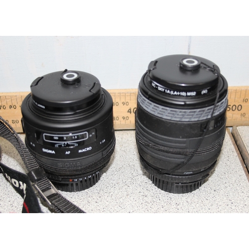 664 - Nikon F-601 with 3 lenses Sigma 70-210mm 1.4-5.6, Sigma Macro 1:2.8 f=90 & 28-70mm 1:3.5-4.5 & vario... 