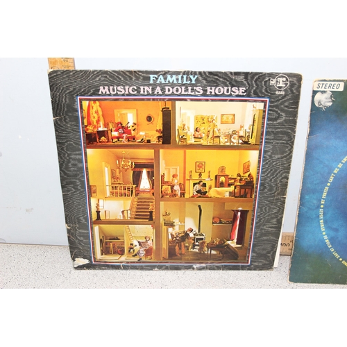 615 - 3 rare vinyl LP records, Family 