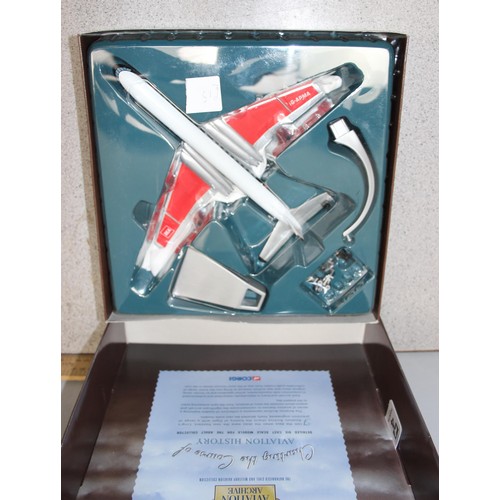 1508 - 8 boxed Corgi die cast scale models of various aeroplanes all from the 'Aviation archive' collection