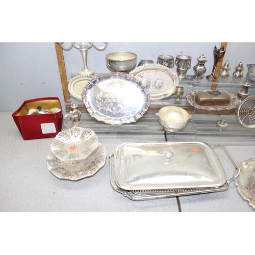 1015 - Good box of antique and later silver plate, approx gross weight 11.5KG