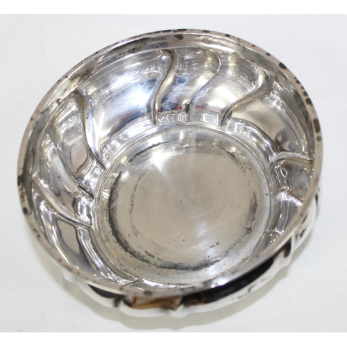 1026 - A large early 20th century Danish silver bowl, marked for 1918 with Christian F. Heise assayers mark... 