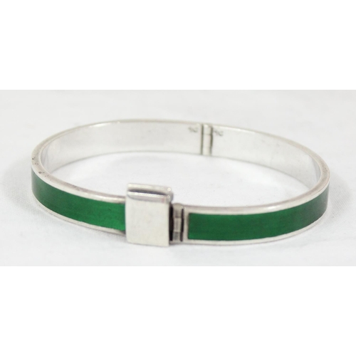 1129 - An unmarked silver and green enamel bracelet marked Gucci, XRF tested as 925 silver, stamped Gucci I... 