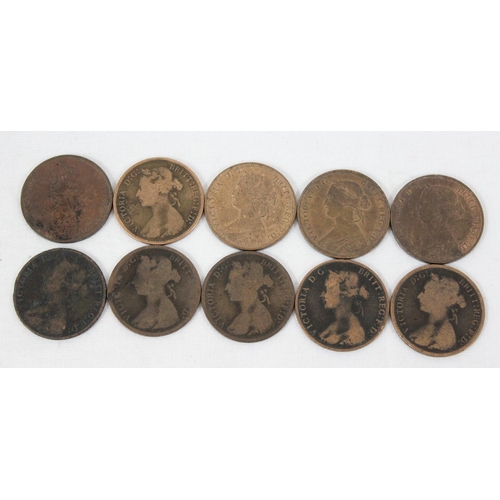 1205 - 10 Queen Victoria copper half penny coins, 1860-1887, some in very nice condition