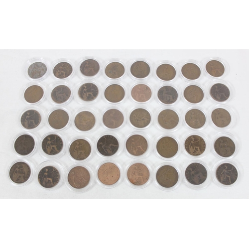 1208 - Qty of assorted capsulated copper half penny coins, 1890-1967, many in fine condition