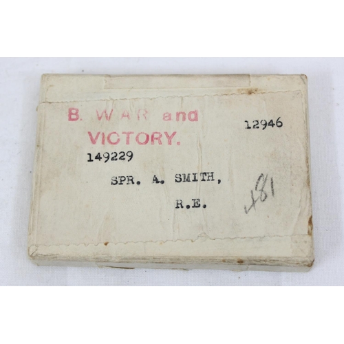 1402 - A pair of WW1 medals named to 149229 Spr Albert Smith of the Royal Engineers, with various boxes and... 