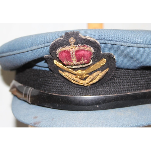 1411 - Australian Air Force cap, 2 Air Training Corps berets, WW1 framed display of Oxford & Bucks photos e... 