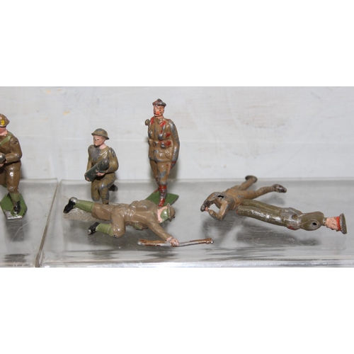 1511 - A large qty of assorted vintage painted lead soldiers, mainly Britains, mainly WW1 period dress