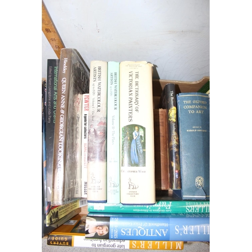 500 - 2 boxes of assorted books, mainly antiques reference books