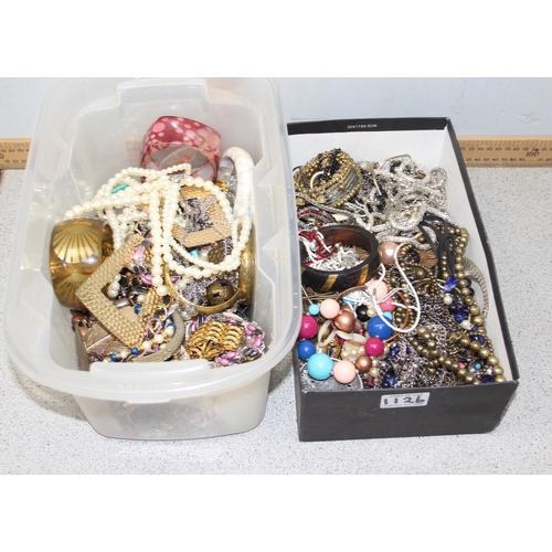 1126 - Large qty of assorted costume jewellery, approx 6kg gross (2 boxes)