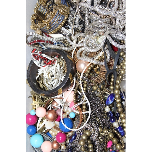 1126 - Large qty of assorted costume jewellery, approx 6kg gross (2 boxes)