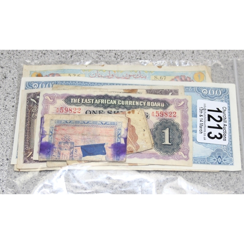 1213 - Qty of mixed world banknotes