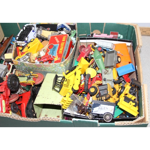 1547 - Large quantity of toy vehicles to include Dinky and Matchbox