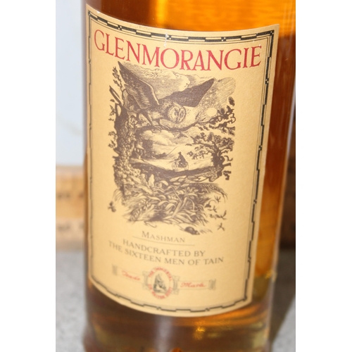 1619 - A bottle of Glenmorangie 10 year old single malt whisky, with tin, 70cl