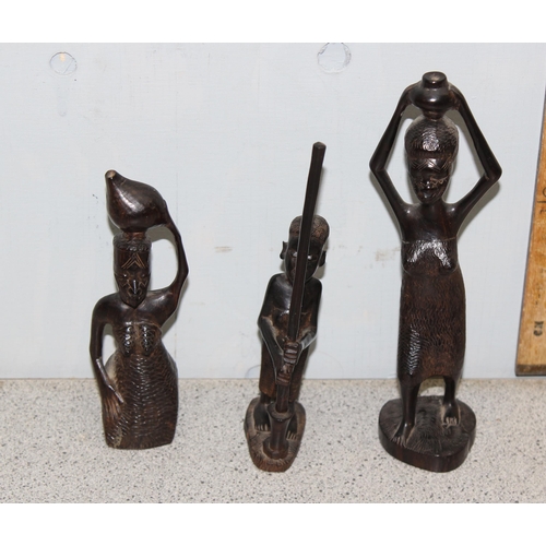 1804 - Qty of wooden ware to include 3 small wooden African carved figures, an African wooden neck rest, ar... 