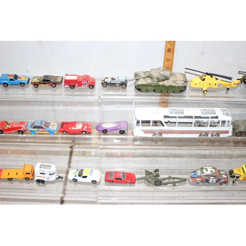 1524 - Qty of assorted vintage diecast toys to inc Dinky