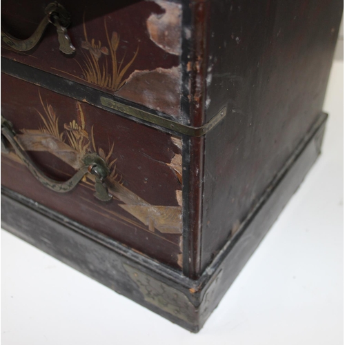 278 - An early 20th century Japanese lacquered table top cabinet, 2 short over one long drawer below 2 cab... 