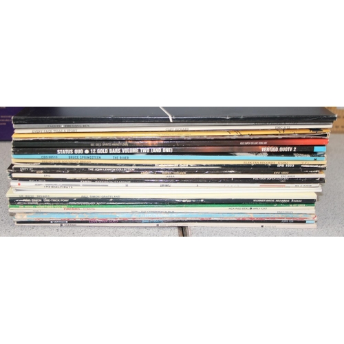 602 - Qty of LP's & 7inch singles to include Pink Floyd, Michael Jackson, Dire Straits & The Beetles