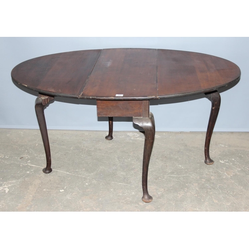 82 - Georgian mahogany drop leaf table, approx width 100cm