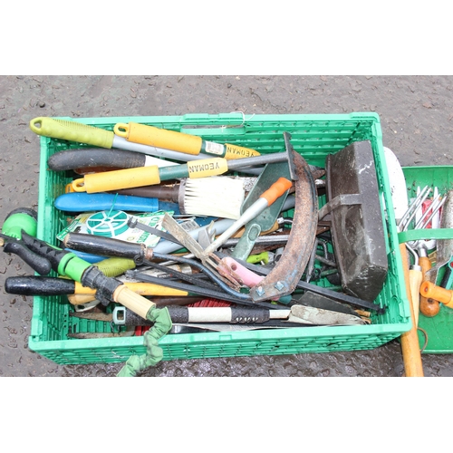 334 - Box of garden tools