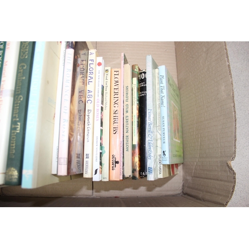 509 - Box of gardening books