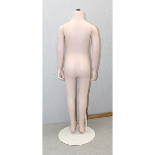 101 - Child size mannequin on base