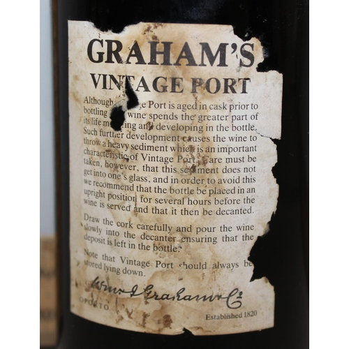 1690 - A bottle of 1983 Graham's vintage port, 75cl