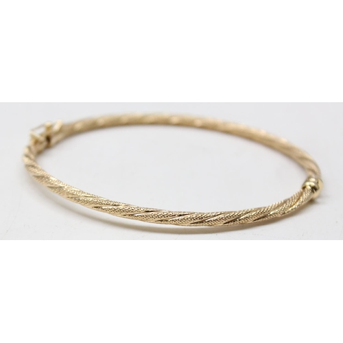 1158 - Italian 9ct gold bangle rope twist effect bangle, approx 2.78g gross, boxed