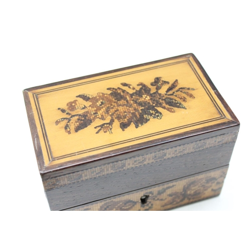 1675 - A Victorian Tunbridgeware box with 2 compartments, inlaid to all sides with floral motifs, base with... 