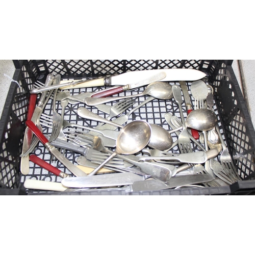 1062 - Qty of assorted antique and later cutlery, mainly silver plated, approx 3kg gross, some pieces with ... 