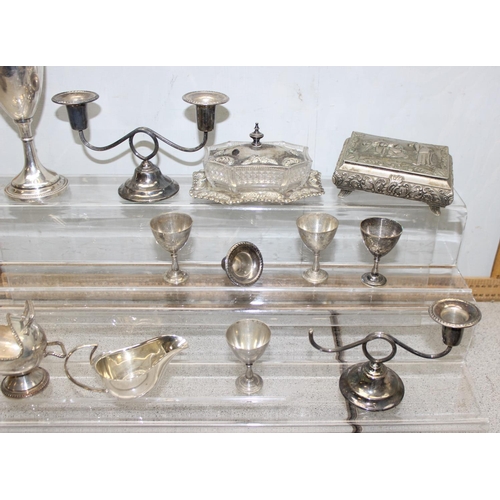 1070 - A qty of antique and later silver plated items to inc a silver plate and cut glass butter dish, good... 