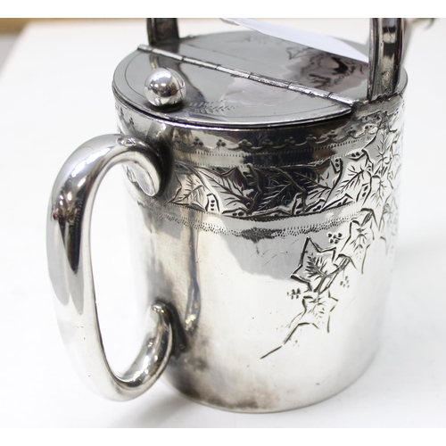 1071 - An unusual 19th century silver plated watering can with embossed ivy leaf design, approx 20cm tall, ... 