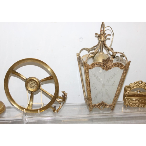 1869 - Qty of assorted mixed metalware and other items, mainly brassware