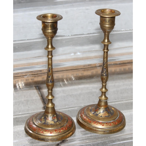 1870 - Qty of assorted antique and later brass candlesticks