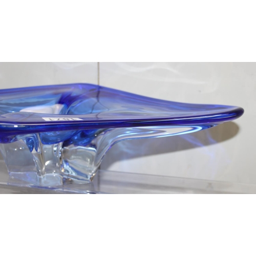 1871 - 2 pieces of heavy coloured art glass in the Murano style, blue centre piece measures approx 50cm